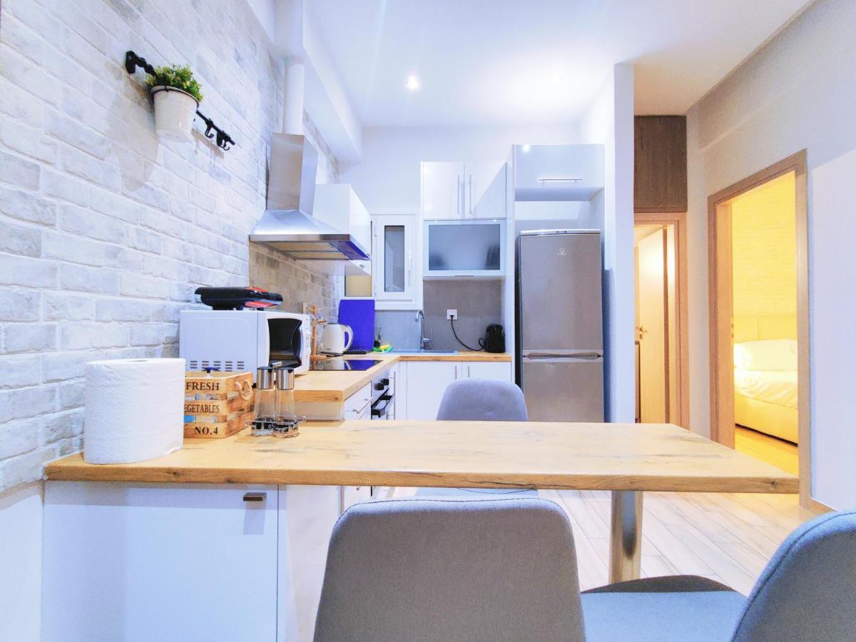 Wsd Luxury Stylish 2Bedroom Apartment With Blacony 1' To Metro Athens Ngoại thất bức ảnh